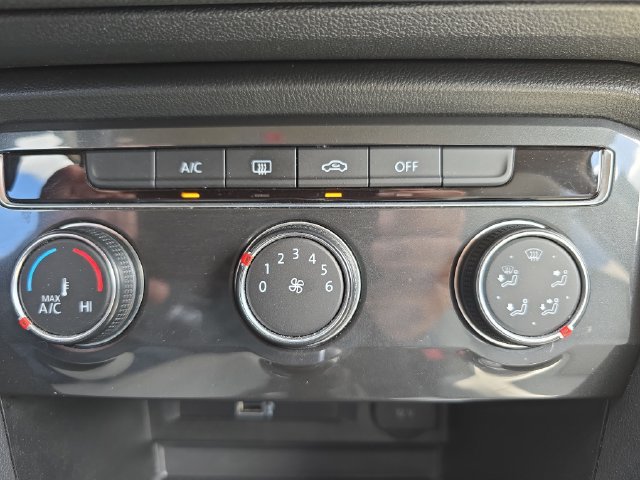 Used 2019 Volkswagen Tiguan S w/ Driver Assistance Package AWD/4WD image 25