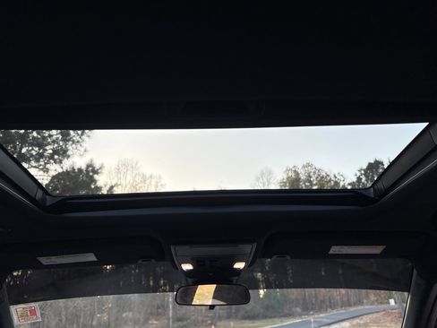 Used 2025 Honda Accord Sport image 20