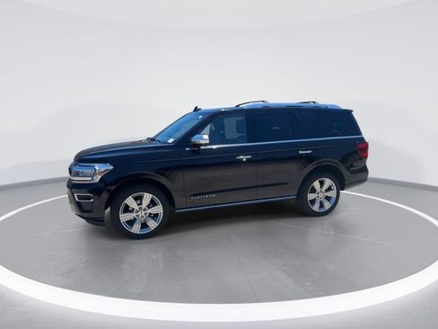 Used 2023 Ford Expedition Platinum AWD/4WD image 3