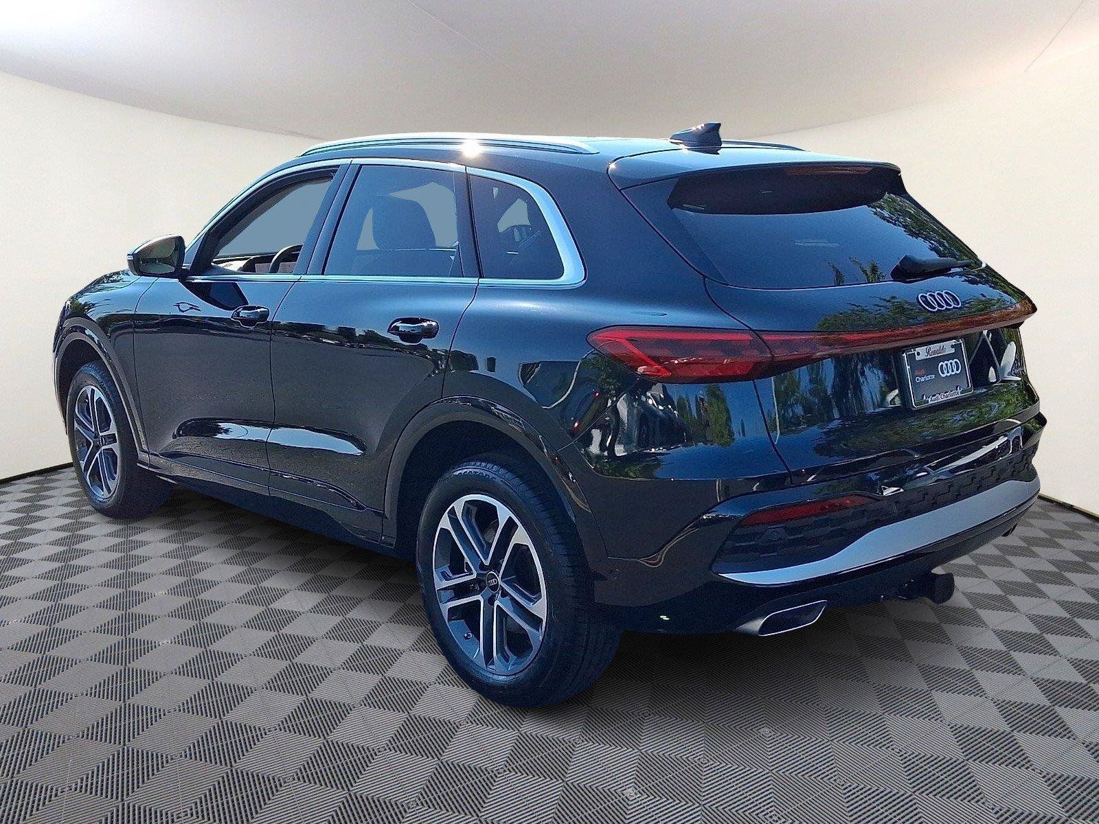 New 2026 Audi Q5 Premium AWD/4WD image 4