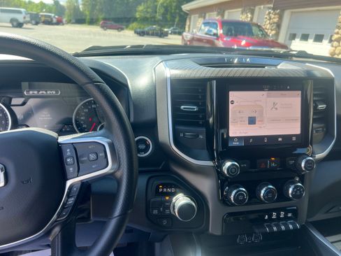New 2026 RAM 1500 Express AWD/4WD image 15