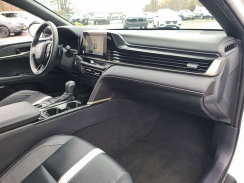 Used 2025 Toyota Camry LE image 20