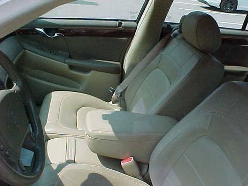 Used 2005 Cadillac De Ville FWD image 18