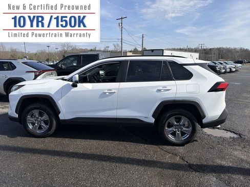Used 2025 Toyota RAV4 XLE image 10