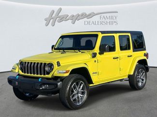 Used 2024 Jeep Wrangler Unlimited w/ LED Headlamp & Fog Lamp Group AWD/4WD video 1