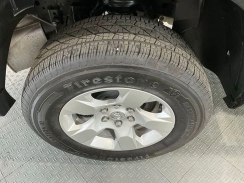 Used 2023 RAM 1500 Big Horn AWD/4WD image 50