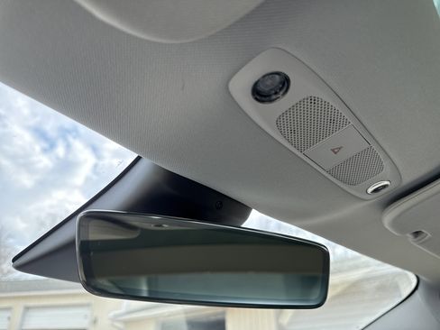 Used 2023 Tesla Model 3 Standard Range image 30