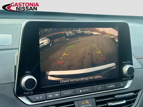 Used 2022 Nissan Altima 2.5 SR w/ Midnight Edition Package image 17