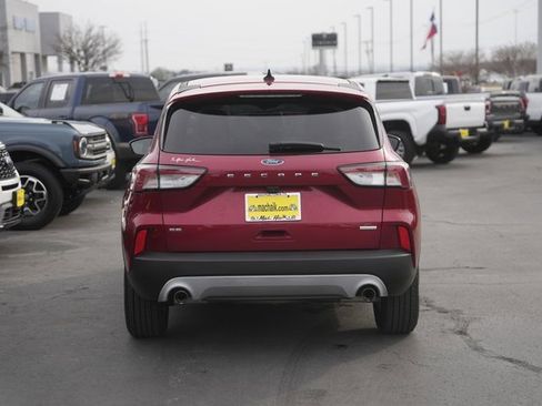 Certified 2020 Ford Escape SE image 7