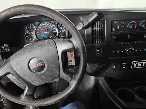 Used 2013 GMC Savana 2500 w/ Power Package image 15