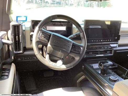 Used 2026 GMC Hummer EV SUV AWD/4WD image 9