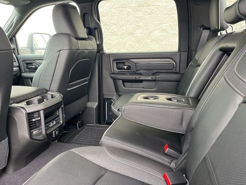 New 2026 RAM 3500 Limited AWD/4WD image 36