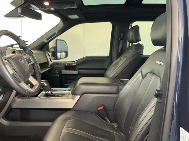 Used 2016 Ford F150 Platinum w/ Equipment Group 701A Luxury AWD/4WD image 10
