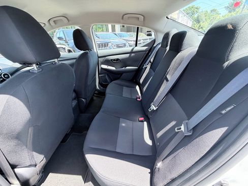 Used 2025 Nissan Sentra SV FWD image 26