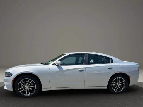 Used 2019 Dodge Charger SXT AWD/4WD image 8