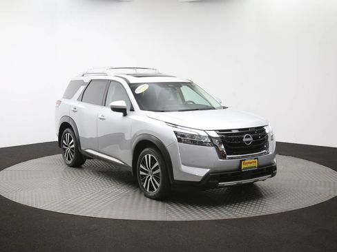 Used 2023 Nissan Pathfinder Platinum AWD/4WD image 47
