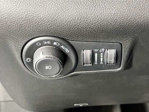 Used 2022 Jeep Compass Trailhawk w/ Trailhawk Convenience Group image 10