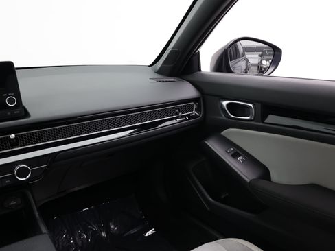 Used 2025 Honda Civic Sport image 33