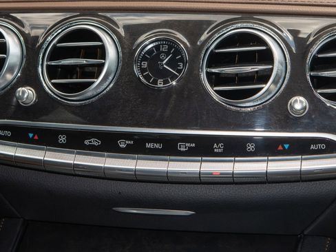 Used 2018 Mercedes-Benz S 450 4MATIC Sedan w/ Premium Package image 23