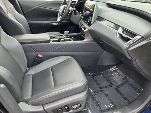 Used 2025 Lexus RX 350 FWD w/ Technology Package image 16