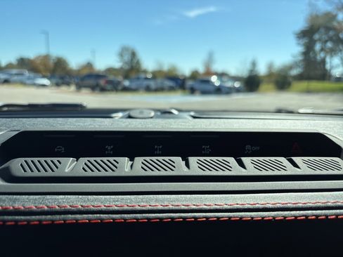 New 2025 Ford Bronco Raptor w/ Interior Carbon Fiber Pack image 23