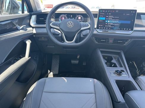 New 2026 Volkswagen Tiguan SE AWD/4WD image 13