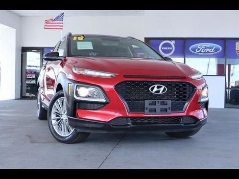 Used 2018 Hyundai Kona SEL image 1