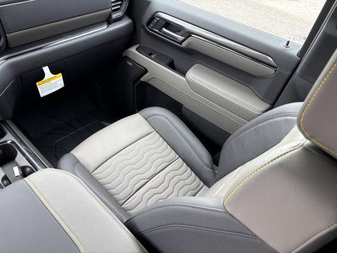 New 2026 Chevrolet Silverado 1500 ZR2 AWD/4WD image 9