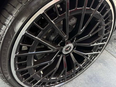 Used 2019 Mercedes-Benz S 560 Sedan image 27