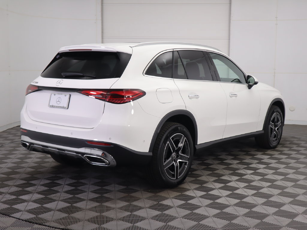 Certified 2026 Mercedes-Benz GLC 300 image 5