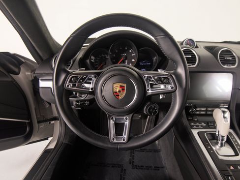 Used 2024 Porsche 718 Cayman GTS RWD image 22