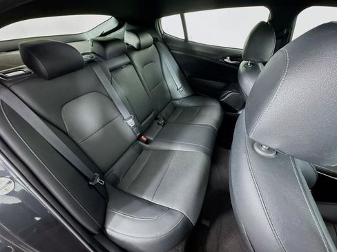 Certified 2022 Kia Stinger GT-Line image 27