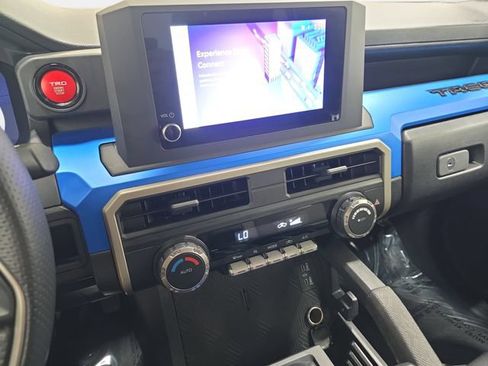 Certified 2024 Toyota Tacoma TRD Off-Road AWD/4WD image 17