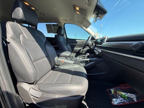 Used 2023 Kia Telluride S image 30