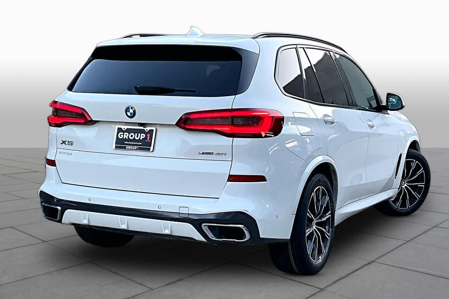 Used 2019 BMW X5 xDrive40i w/ M Sport Package AWD/4WD image 13