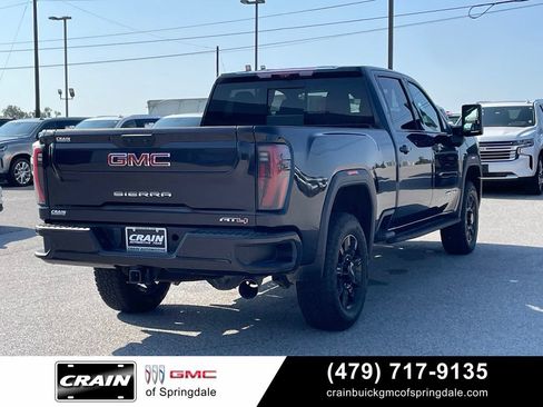Used 2025 GMC Sierra 2500 AT4 w/ AT4 Premium Plus Package AWD/4WD image 8