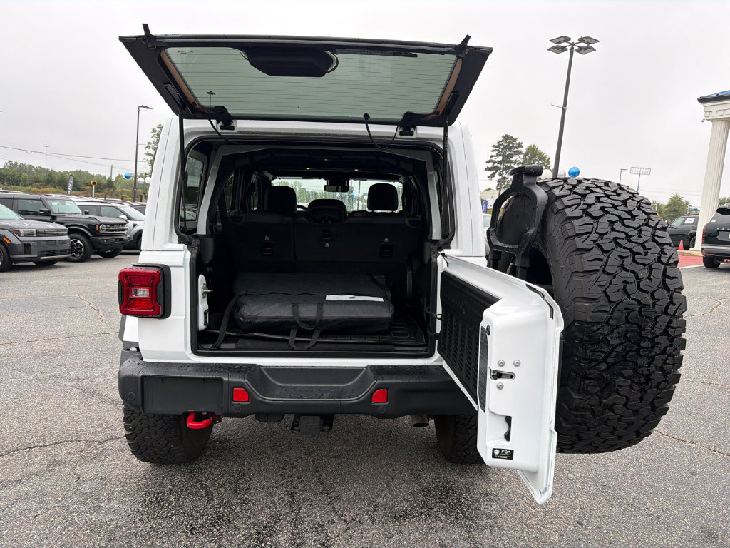 Used 2024 Jeep Wrangler Unlimited Rubicon AWD/4WD image 18