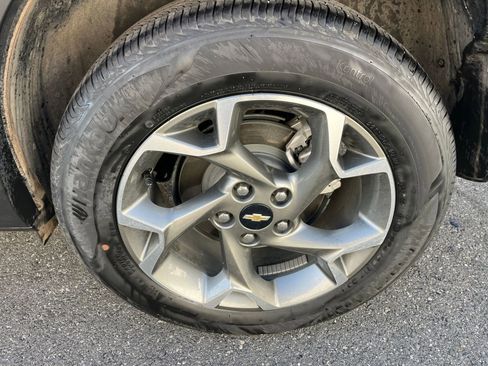 Used 2025 Chevrolet Trax LT image 29