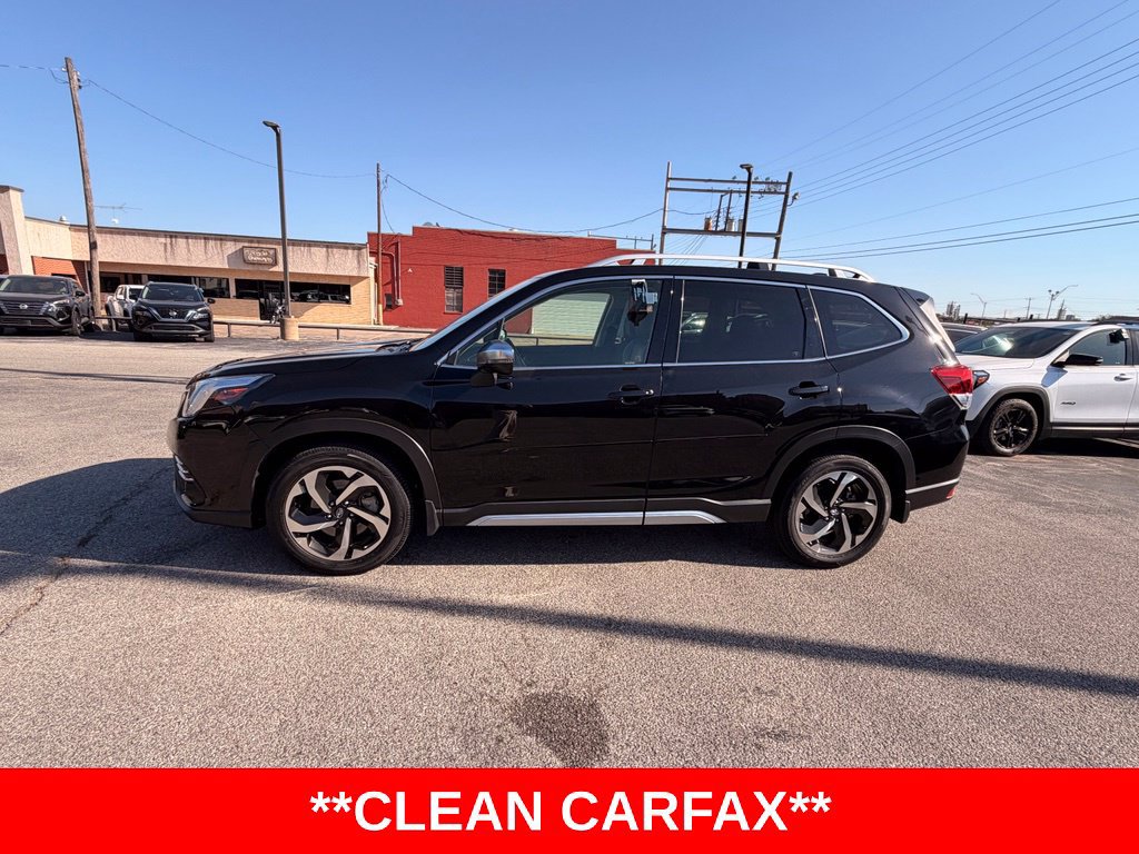 Used 2022 Subaru Forester Touring AWD/4WD image 2