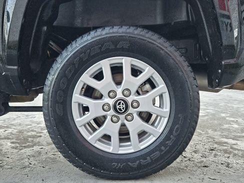 Used 2024 Toyota Tacoma SR5 image 29