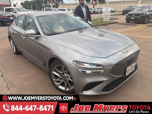 Used 2022 Genesis G70 2.0T image 4