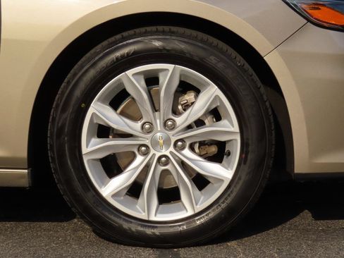 Certified 2024 Chevrolet Malibu LT FWD image 12