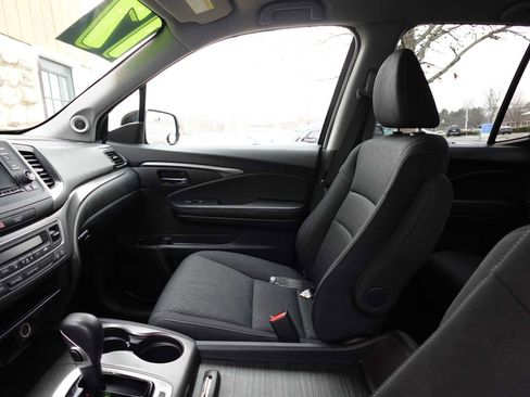 Certified 2017 Honda Ridgeline Sport image 13