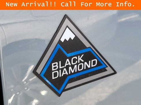 Used 2023 Ford Bronco Black Diamond AWD/4WD image 9