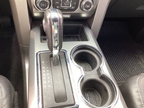Used 2014 Ford F150 FX4 w/ Equipment Group 402A Luxury AWD/4WD image 31