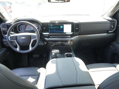 Used 2024 Chevrolet Silverado 1500 LTZ AWD/4WD image 27