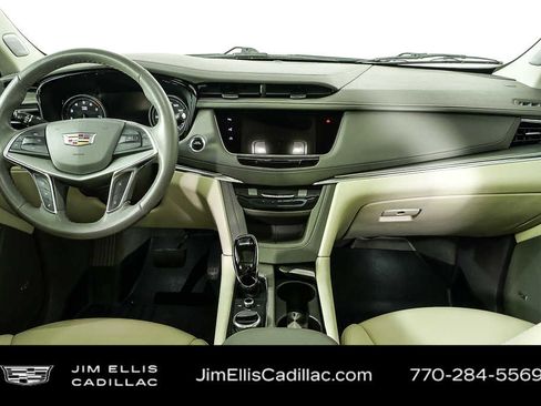 Used 2022 Cadillac XT5 Premium Luxury w/ Technology Package AWD/4WD image 21