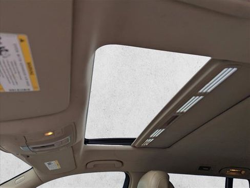 Used 2016 Mercedes-Benz GL 550 4MATIC image 22