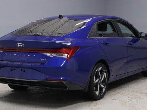 Certified 2023 Hyundai Elantra Limited image 10