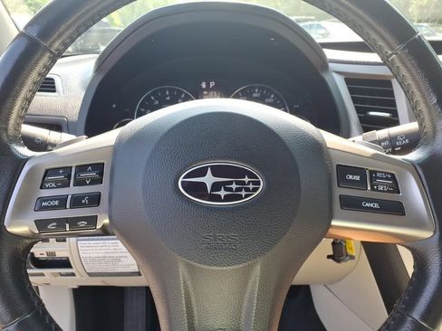 Used 2012 Subaru Outback 2.5i Limited AWD/4WD image 5